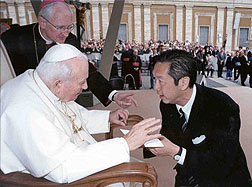 Dr Joseph Lam with Philippine President